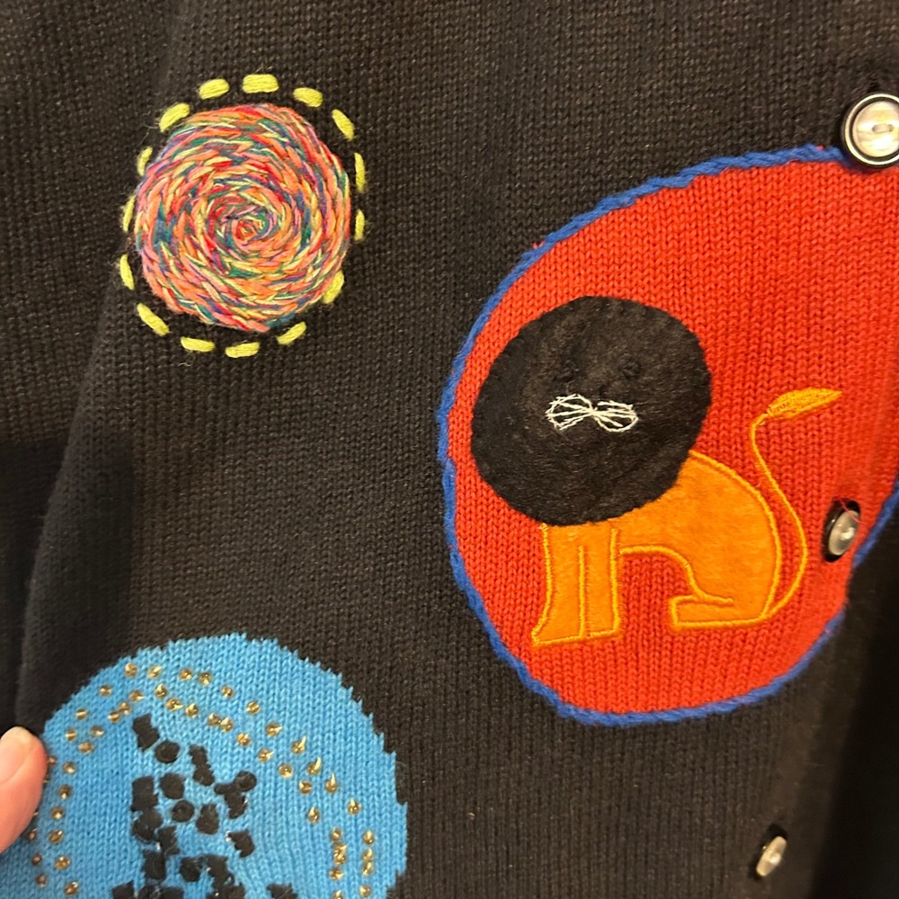 Great Cavalier large Embroidered Cardigan Black Women's Long Sleeve Button Front - Picture 3 of 14
